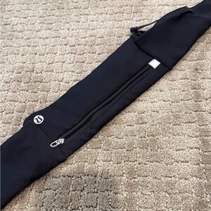 Lululemon Athletica belt bag